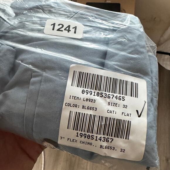 J.Crew 7" Flex Chino Shorts Mens Sz 32 Light Blue Flat Front Stretch Classic Fit - Picture 8 of 8